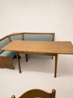 Ensemble vintage de coin repas en chêne — banquette, table extensible et 2 chaises