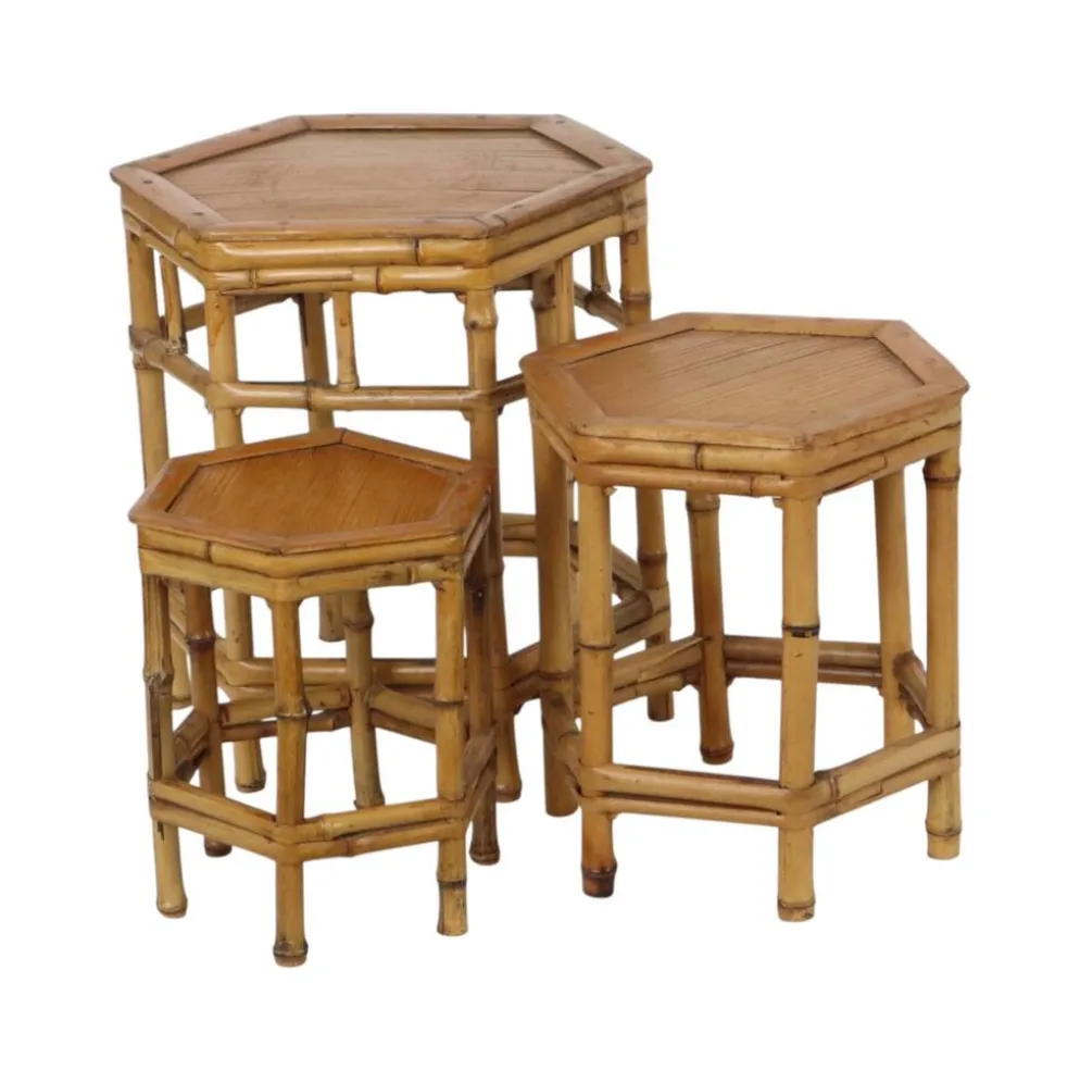 Ensemble vintage de 3 tables d'appoint en bambou et rotin / tables gigognes – style boho
