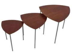 Ensemble vintage de 3 tables d'appoint en bois et métal des années 1980.