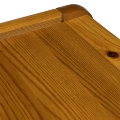 Ensemble vintage de trois tables d'appoint en pin, tables gigognes des années 1970.