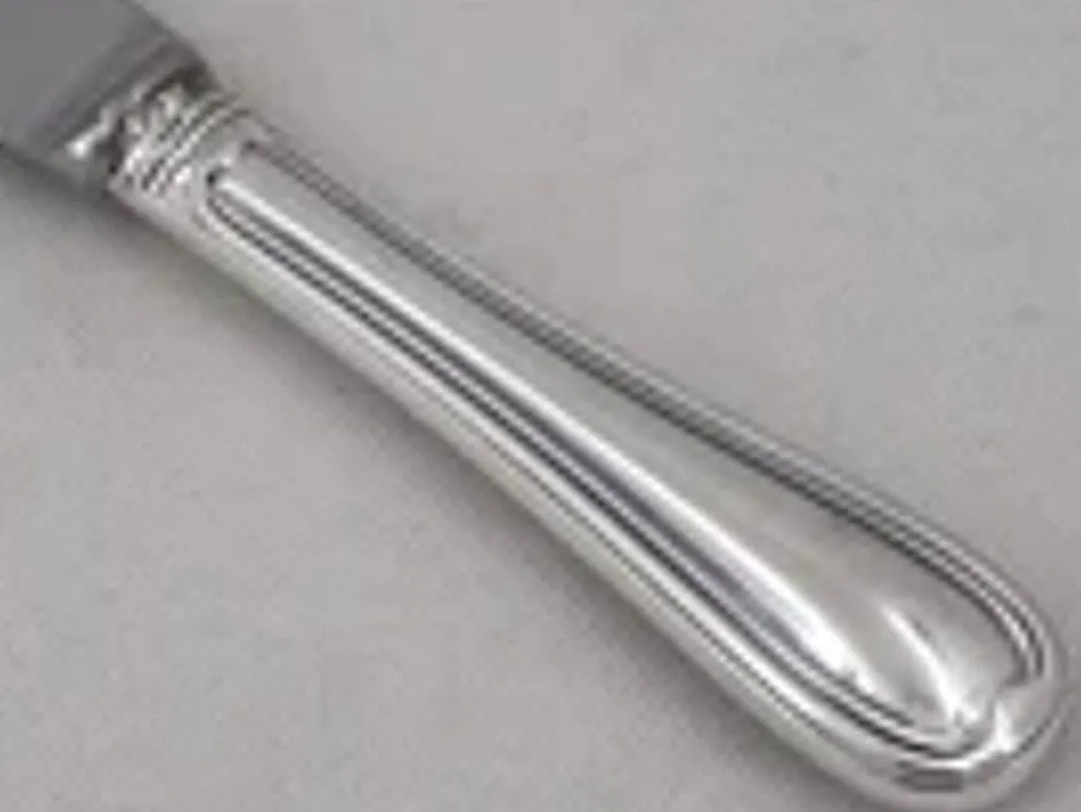 Ercuis Auteuil, 10 couteaux de table en métal argenté, excellent état, 22 cm.