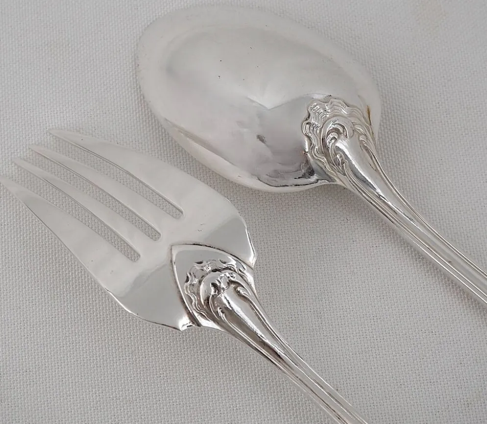 Ercuis Pompadour, lot de 4 couverts de service, à ragout et salade métal argenté