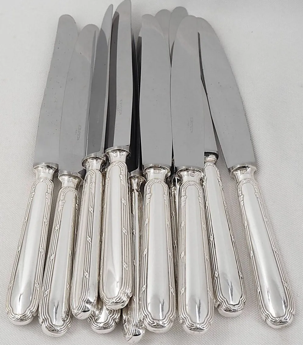 Ercuis Trianon, Rubans, 12 couteaux de table métal argenté, excellent état