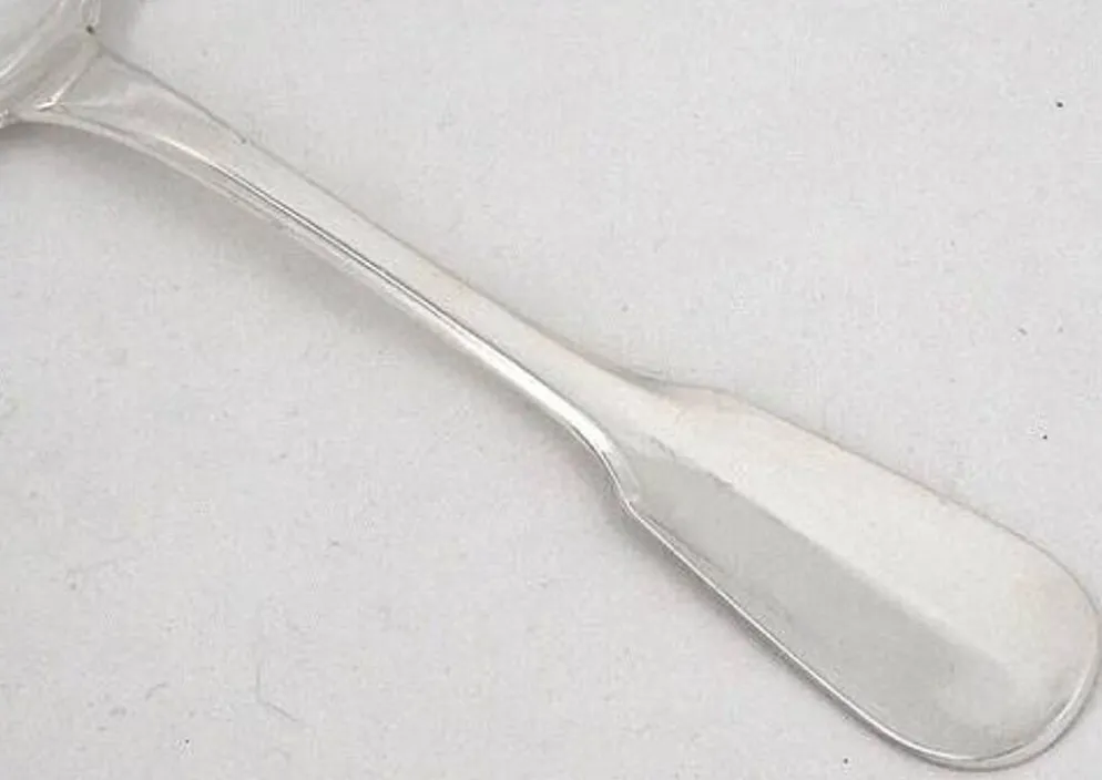 Ercuis Uniplat, Valois, 12 couverts à entremets, dessert, 24 pièces, 18 cm.
