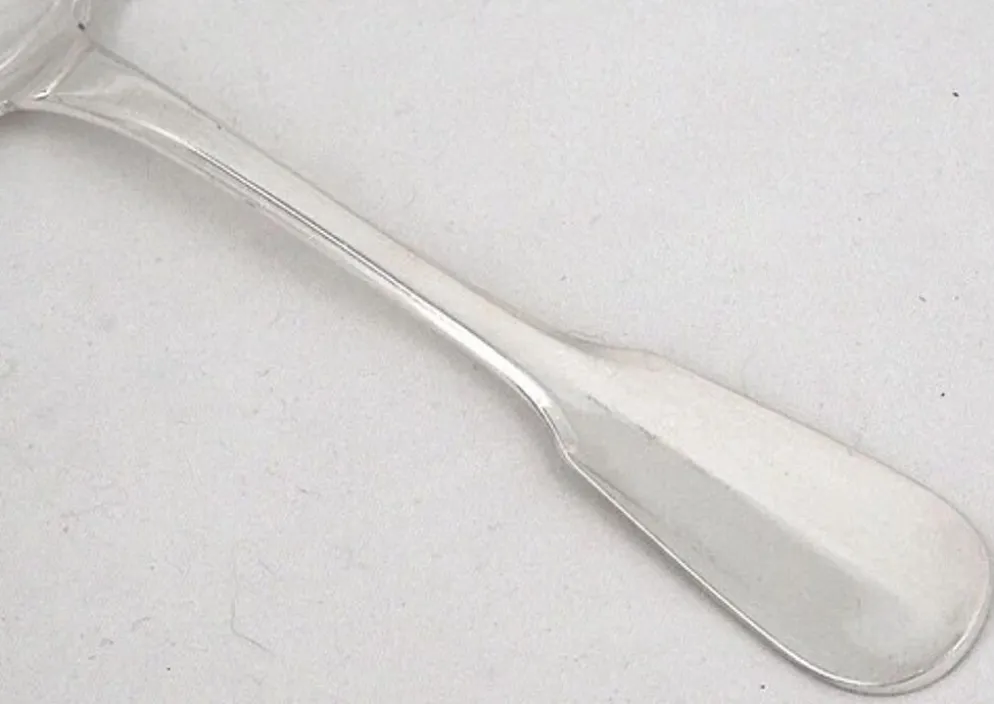 Ercuis Uniplat, Valois, 12 couverts à entremets, dessert, 24 pièces, 18 cm.