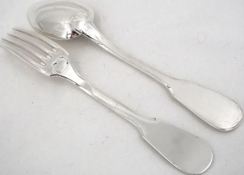 Ercuis Uniplat, Valois, 12 couverts à entremets, dessert, 24 pièces, 18 cm.