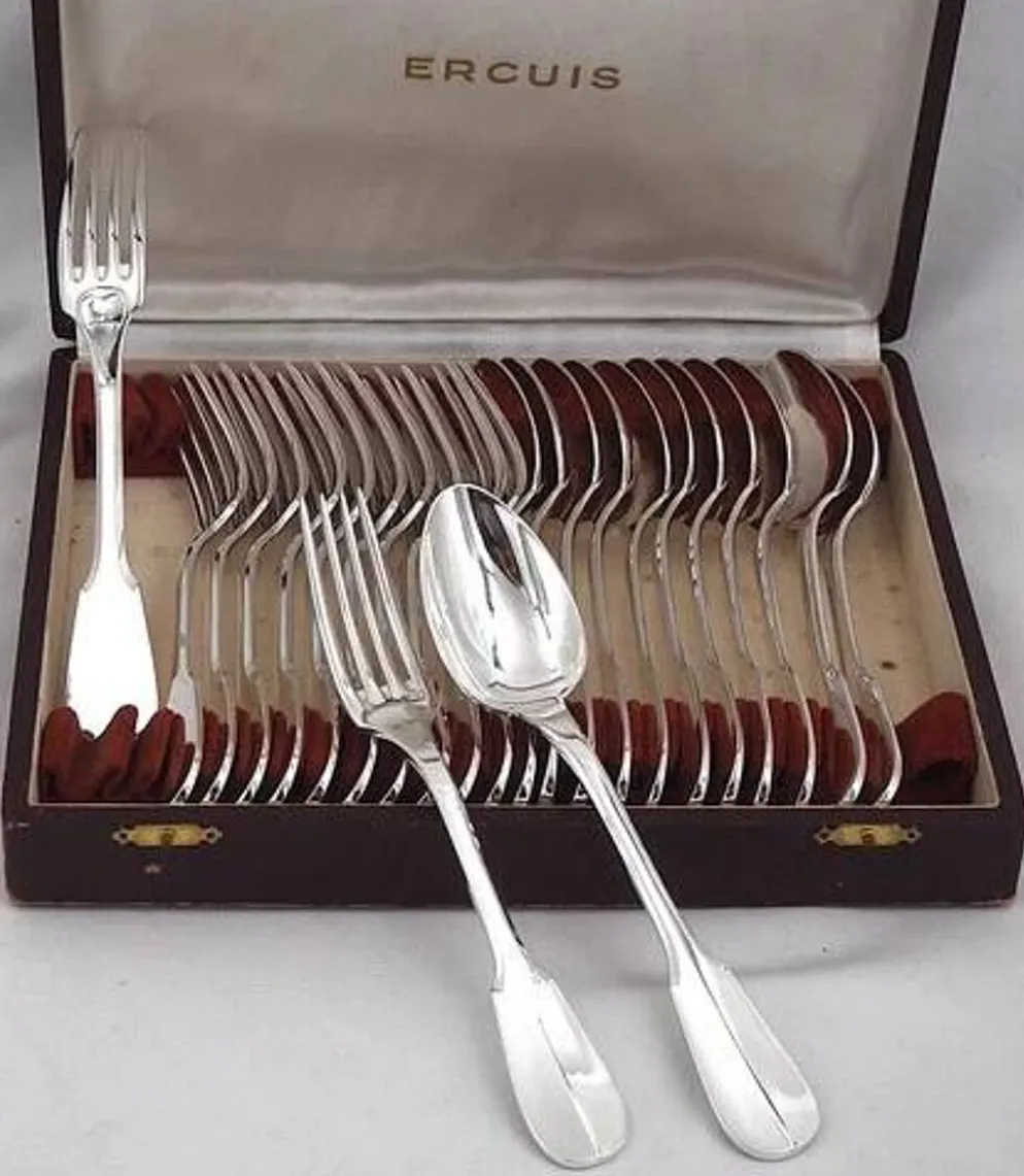Ercuis Uniplat, Valois, 12 couverts à entremets, dessert, 24 pièces, 18 cm.