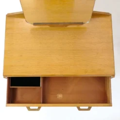 Ernest Gomme pour G Plan, coiffeuse des années 60.