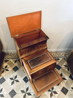 Escabeau coffre de bibliothèque anglais en acajou