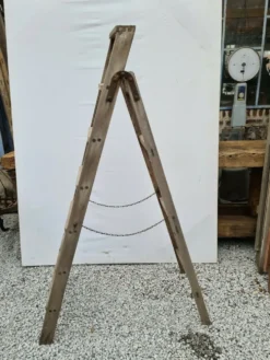 Escabeau de peintre en bois
