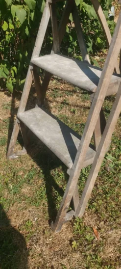 Escabeau de peintre vintage en bois