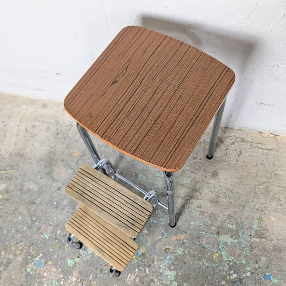 Escabeau marche pied vintage