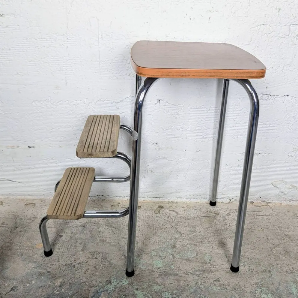 Escabeau marche pied vintage