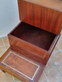 Escalier bibliothèque vintage style anglais, coffre, bois et cuir, 67 cm