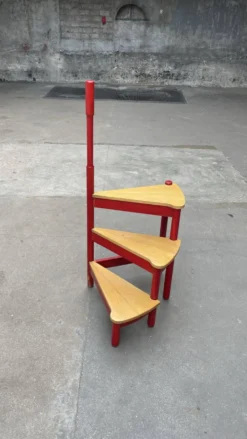 Escalier de bibliothèque de Vico Magistretti pour Cassina