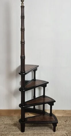 Escalier de bibliothèque style Anglais Victorien