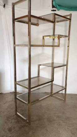 Etagere des années 70 attribuée a Willy Rizzo
