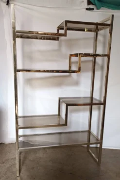 Etagere des années 70 attribuée a Willy Rizzo