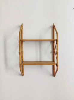 Etagere en rotin vintage