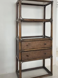 Etagere et commode en rotin