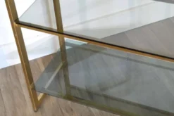 Etagere italienne en verre et metal doré de Artelano 1970