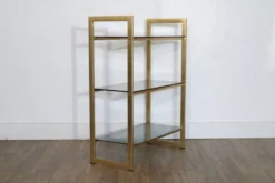 Etagere italienne en verre et metal doré de Artelano 1970