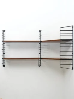 Etagere murale en coin Tomado en bois teck