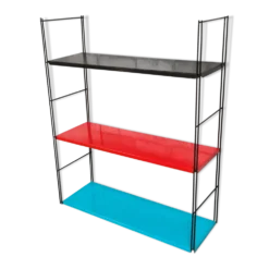 Etagere style string