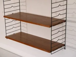 Etagere suedoise string en teck 1960