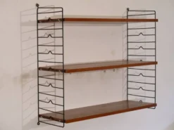 Etagere suedoise string en teck 1960