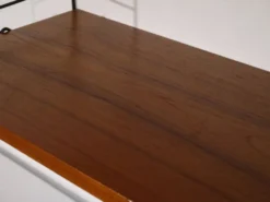 Etagere suedoise string en teck 1960