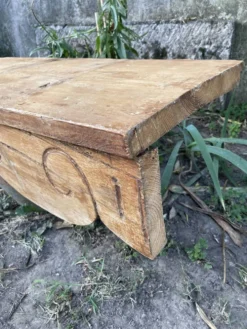 Etagère ancienne bois scultpé - chêne brut - L 102 x P 28