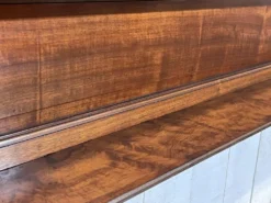 Etagère anglaise en noyer début XXème