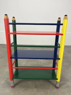 Etagère crayon style Pierre Sala pour enfants