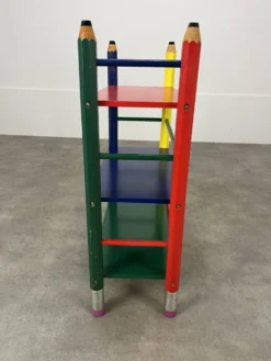 Etagère crayon style Pierre Sala pour enfants