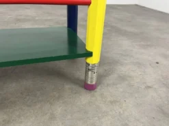 Etagère crayon style Pierre Sala pour enfants