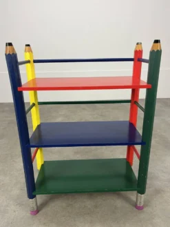 Etagère crayon style Pierre Sala pour enfants