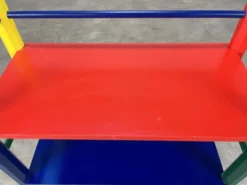 Etagère crayon style Pierre Sala pour enfants