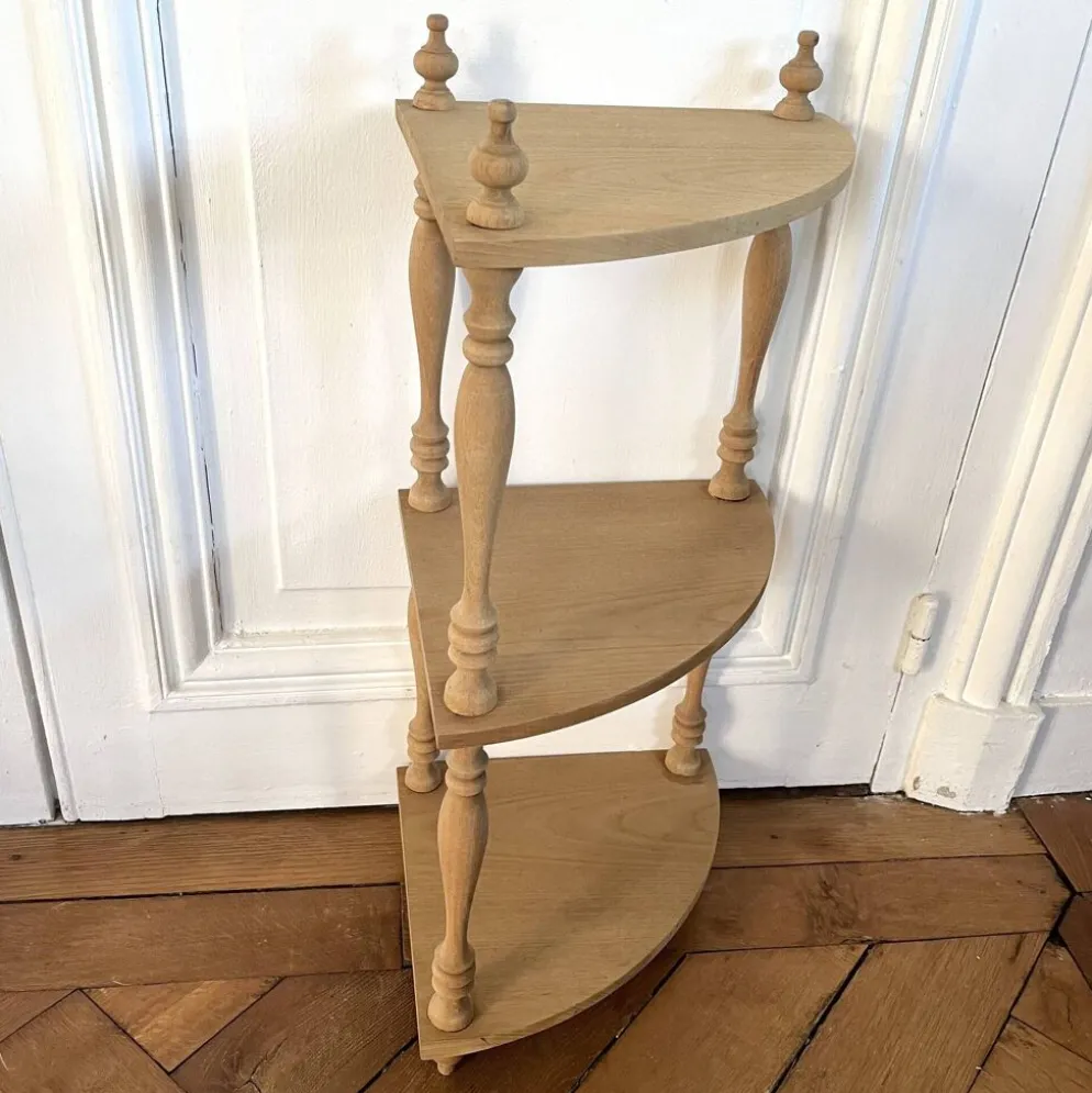 Etagère d'angle en bois brut
