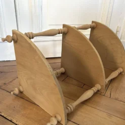 Etagère d'angle en bois brut