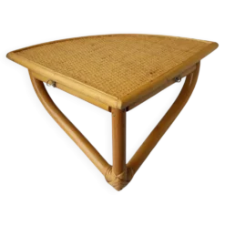 Etagère d'angle en rotin