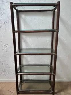 Etagère en bambou