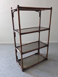 Etagère en bambou teinté et verre fumé, France vers 1970