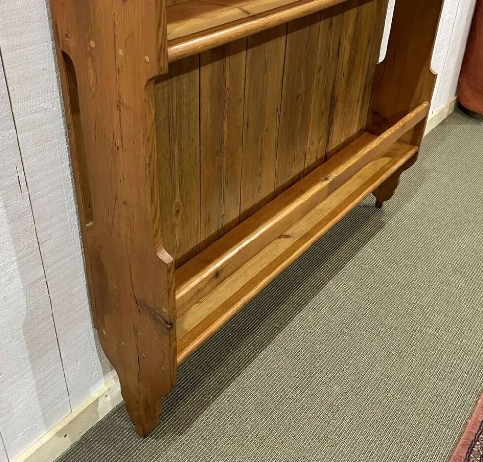 Etagère en sapin anglaise des années 1930
