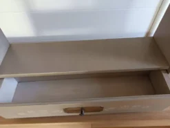 Etagère murale relooquée