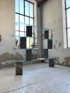 Etagère sculpture pierre et verre Roche Bobois années 70