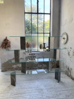 Etagère sculpture pierre et verre Roche Bobois années 70