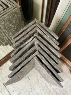 Etagère sculpture pierre et verre Roche Bobois années 70