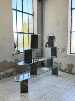 Etagère sculpture pierre et verre Roche Bobois années 70