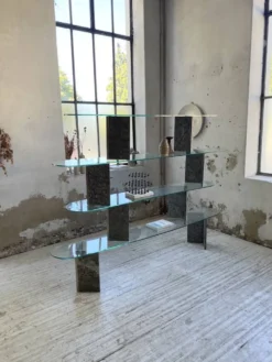 Etagère sculpture pierre et verre Roche Bobois années 70